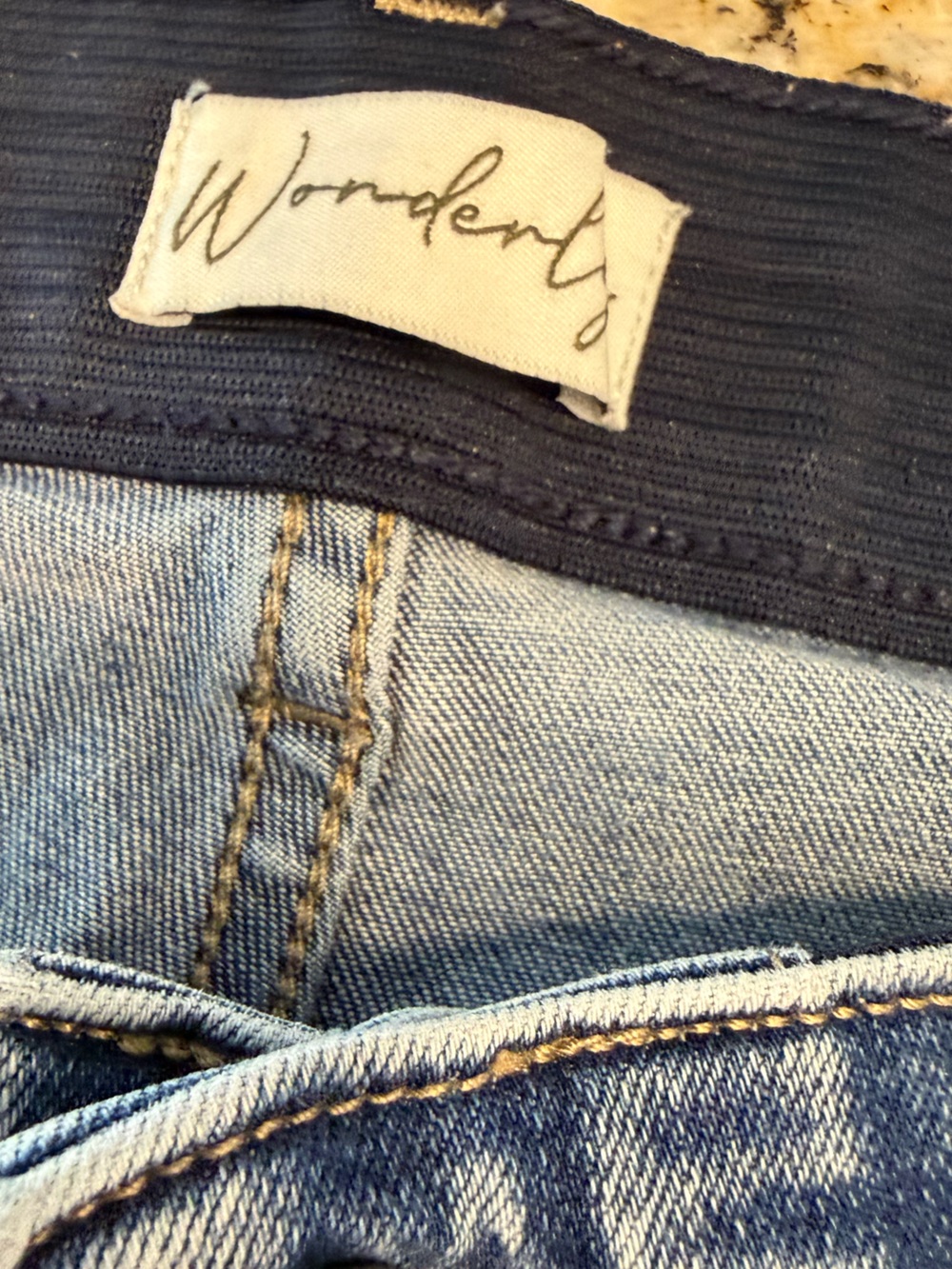 Wonderly Mid Rise Straight stretchy jeans medium wash 14R - Picture 4 of 12